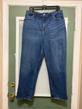 Abercrombie & Fitch Ultra High Rise 90s Straight Jeans Sz 33/16